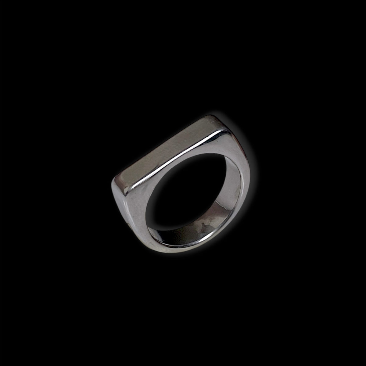 SIGNET RING