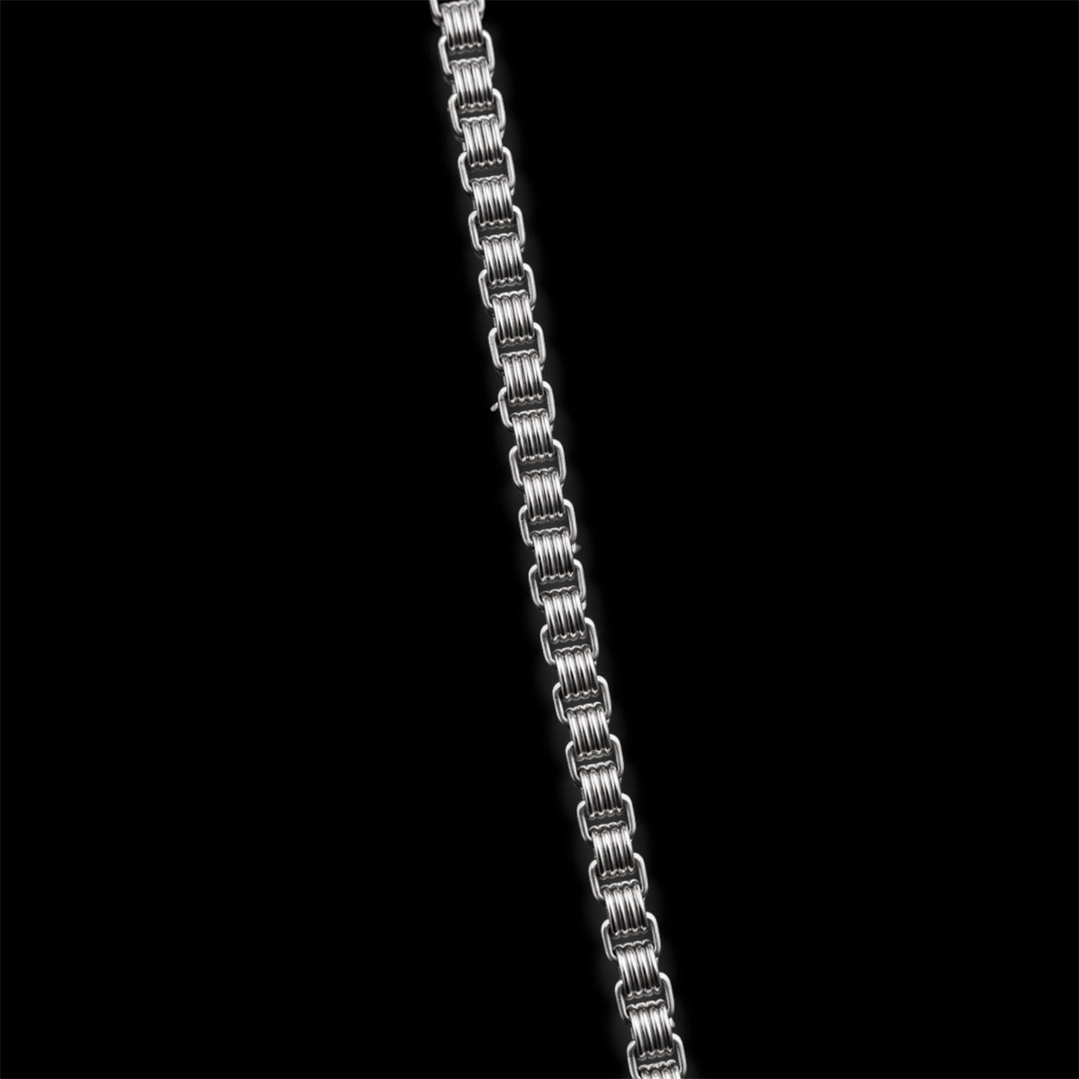 4MM CAGED CUBE CHAIN