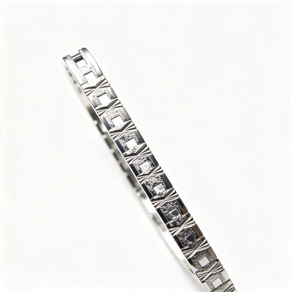 H-LINK GEOMETRIC SPARKLING CRYSTAL BRACELET